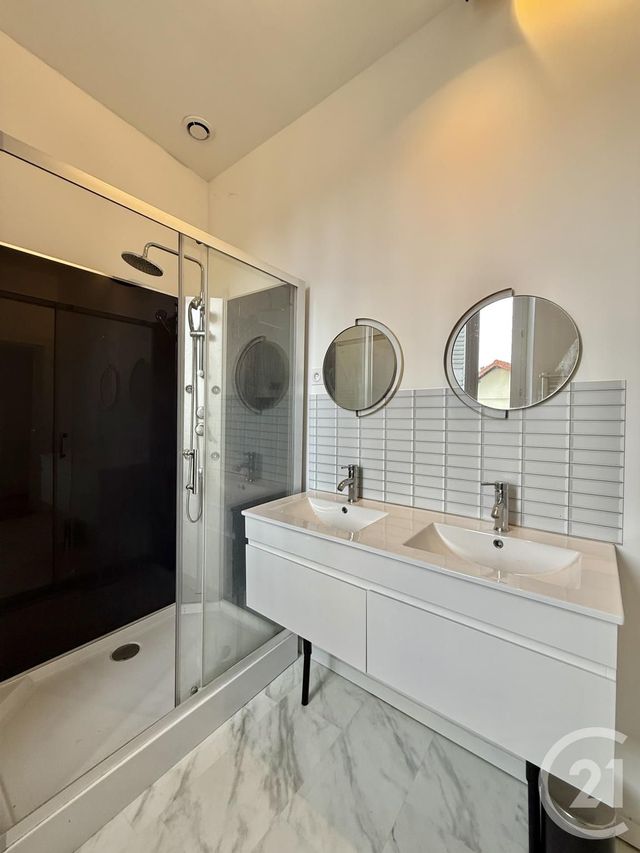 Appartement F5 à louer - 5 pièces - 123.6 m2 - MOULINS - 03 - AUVERGNE - Century 21 Pierre Immobilier