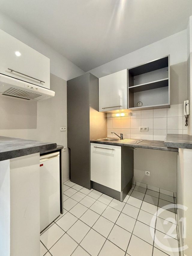 Appartement F2 à louer - 2 pièces - 47.46 m2 - MOULINS - 03 - AUVERGNE - Century 21 Pierre Immobilier