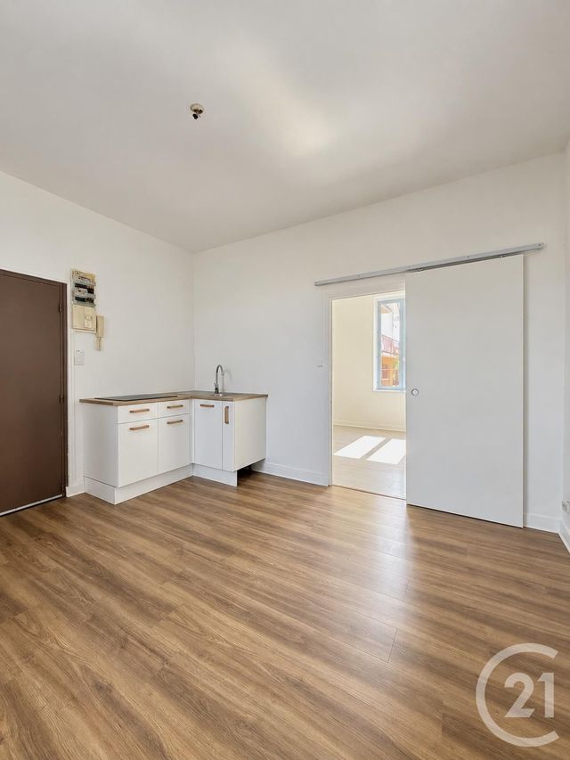 Appartement F2 à louer - 2 pièces - 26.58 m2 - YZEURE - 03 - AUVERGNE - Century 21 Pierre Immobilier