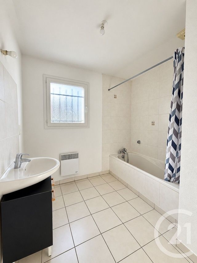 maison à vendre - 4 pièces - 88.0 m2 - YZEURE - 03 - AUVERGNE - Century 21 Pierre Immobilier