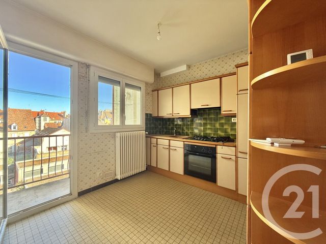 Appartement F3 à vendre - 3 pièces - 82.4 m2 - MOULINS - 03 - AUVERGNE - Century 21 Pierre Immobilier