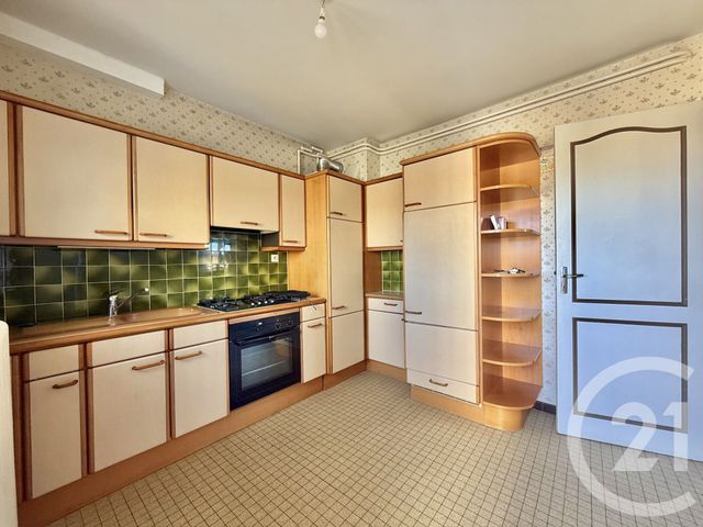 Appartement F3 à vendre - 3 pièces - 82.4 m2 - MOULINS - 03 - AUVERGNE - Century 21 Pierre Immobilier