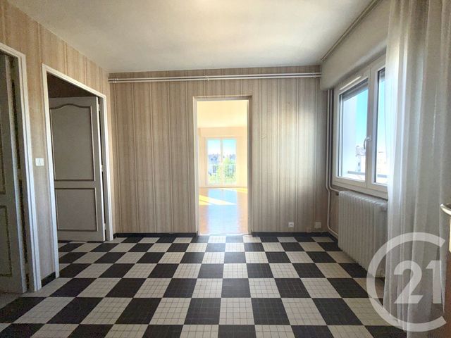 Appartement F3 à vendre - 3 pièces - 82.4 m2 - MOULINS - 03 - AUVERGNE - Century 21 Pierre Immobilier