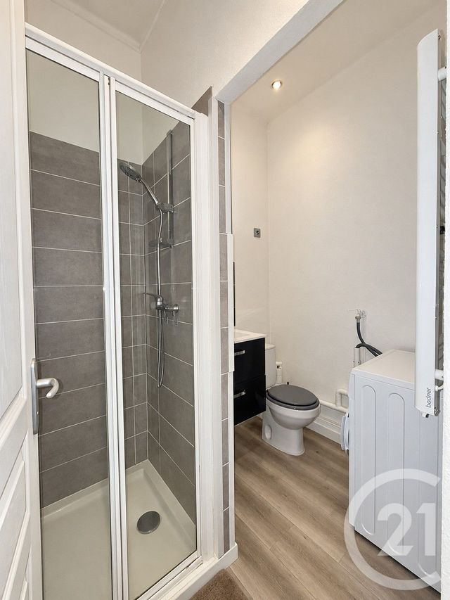 Appartement F2 à louer - 2 pièces - 50.65 m2 - MOULINS - 03 - AUVERGNE - Century 21 Pierre Immobilier