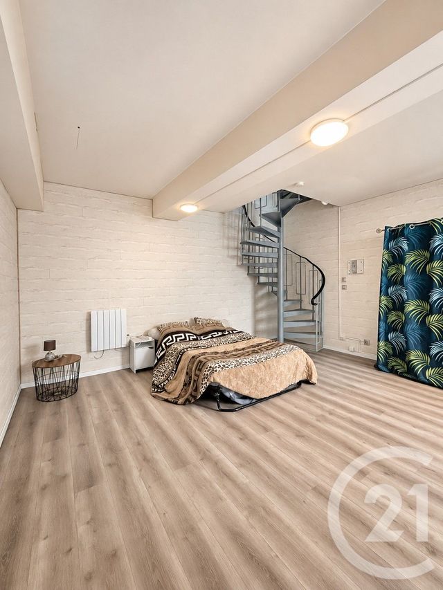 Appartement F2 à louer - 2 pièces - 50.65 m2 - MOULINS - 03 - AUVERGNE - Century 21 Pierre Immobilier