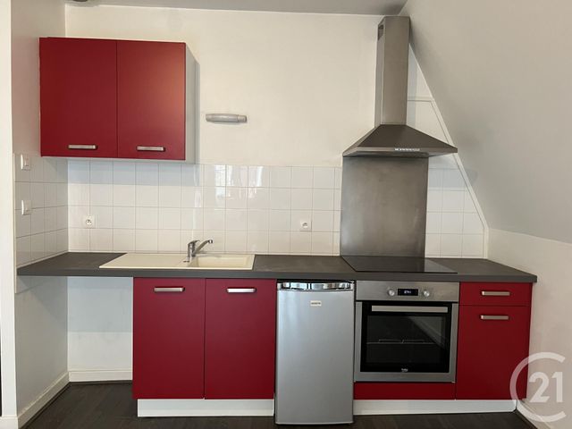 Appartement F2 à louer - 2 pièces - 48.4 m2 - MOULINS - 03 - AUVERGNE - Century 21 Pierre Immobilier