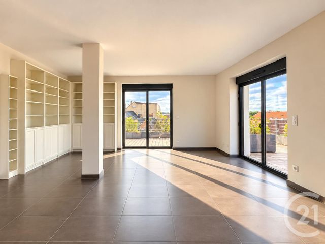Appartement F3 à louer - 3 pièces - 98.12 m2 - MOULINS - 03 - AUVERGNE - Century 21 Pierre Immobilier
