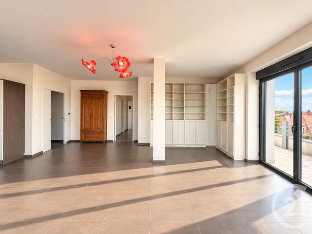 Appartement F3 à louer - 3 pièces - 98.12 m2 - MOULINS - 03 - AUVERGNE - Century 21 Pierre Immobilier