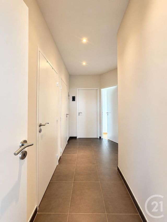 Appartement F3 à louer - 3 pièces - 98.12 m2 - MOULINS - 03 - AUVERGNE - Century 21 Pierre Immobilier