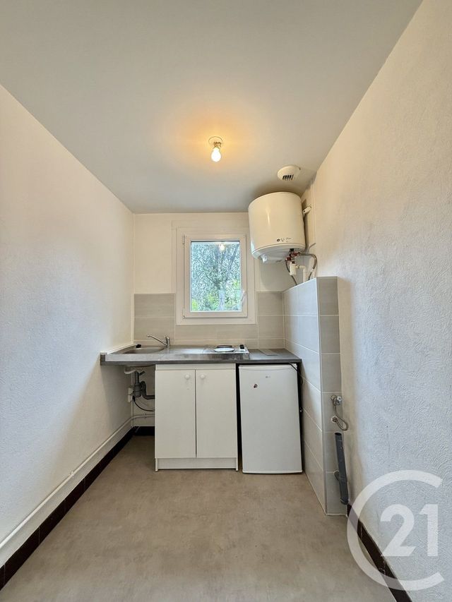 Appartement F1 à louer - 1 pièce - 29.87 m2 - MOULINS - 03 - AUVERGNE - Century 21 Pierre Immobilier