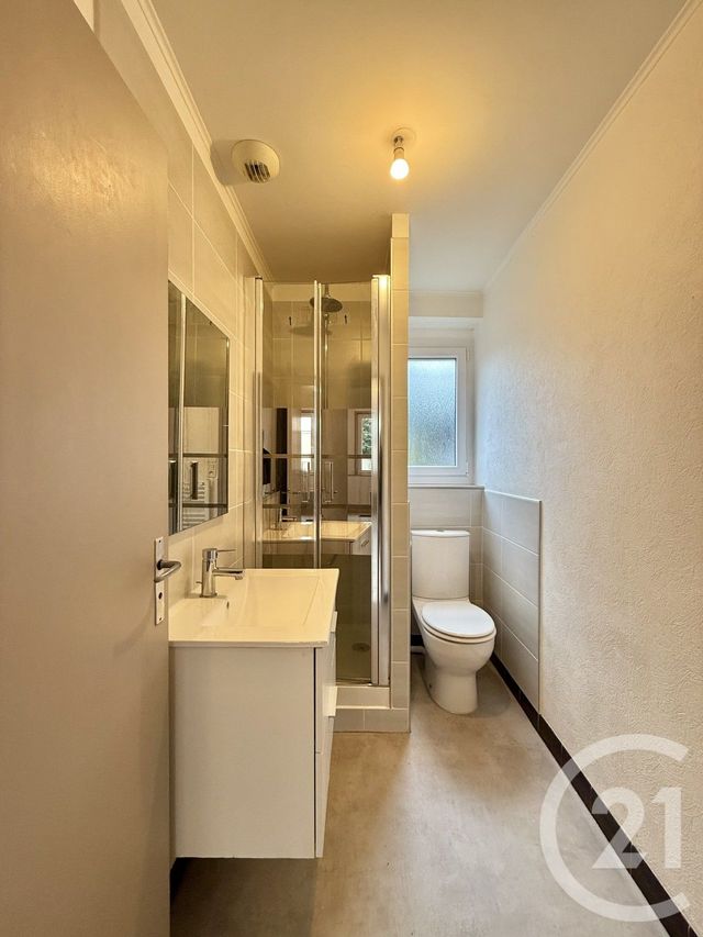 Appartement F1 à louer - 1 pièce - 29.87 m2 - MOULINS - 03 - AUVERGNE - Century 21 Pierre Immobilier