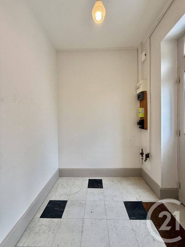 Appartement F1 à louer - 1 pièce - 29.87 m2 - MOULINS - 03 - AUVERGNE - Century 21 Pierre Immobilier