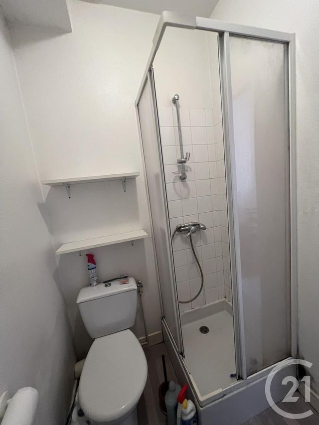 Appartement F1 à louer - 1 pièce - 30.8 m2 - MOULINS - 03 - AUVERGNE - Century 21 Pierre Immobilier