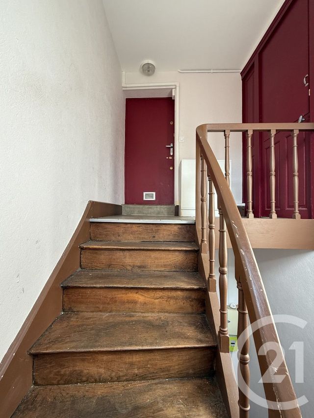 Appartement F2 à louer - 2 pièces - 48.0 m2 - MOULINS - 03 - AUVERGNE - Century 21 Pierre Immobilier