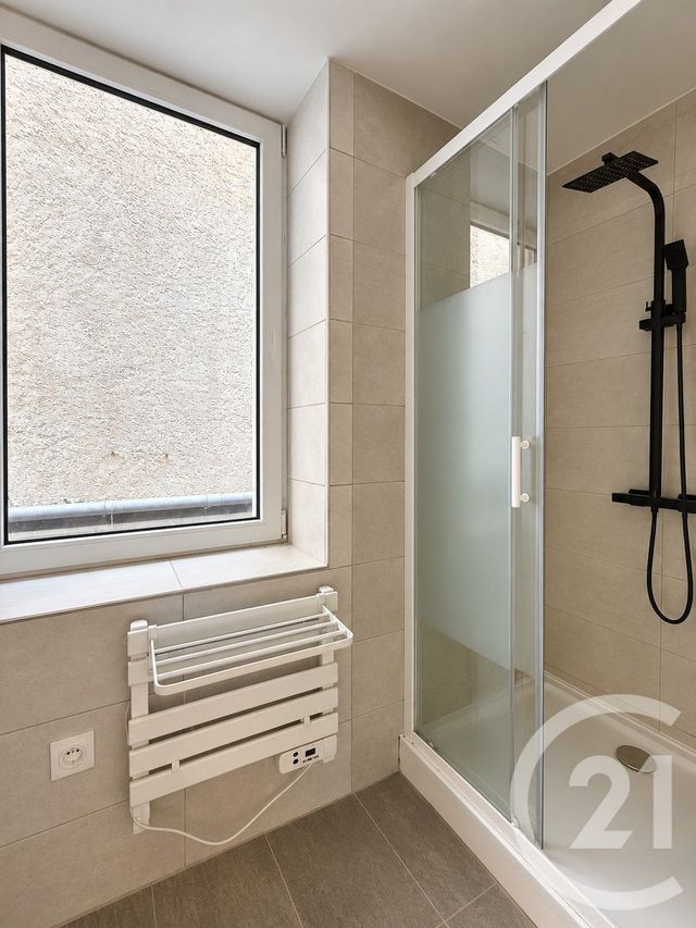 Appartement F4 à louer - 4 pièces - 70.79 m2 - MOULINS - 03 - AUVERGNE - Century 21 Pierre Immobilier