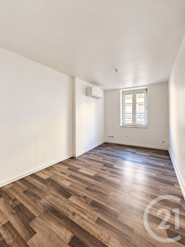 Appartement F4 à louer - 4 pièces - 70.79 m2 - MOULINS - 03 - AUVERGNE - Century 21 Pierre Immobilier