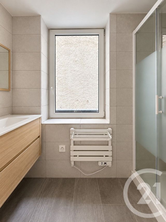Appartement F4 à louer - 4 pièces - 70.79 m2 - MOULINS - 03 - AUVERGNE - Century 21 Pierre Immobilier