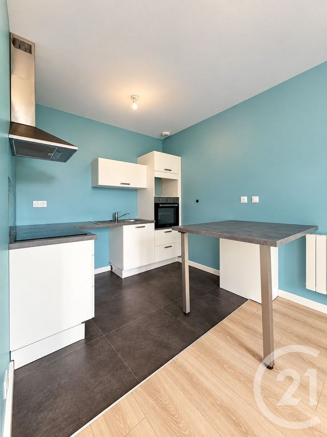 Appartement F4 à louer - 4 pièces - 89.5 m2 - YZEURE - 03 - AUVERGNE - Century 21 Pierre Immobilier