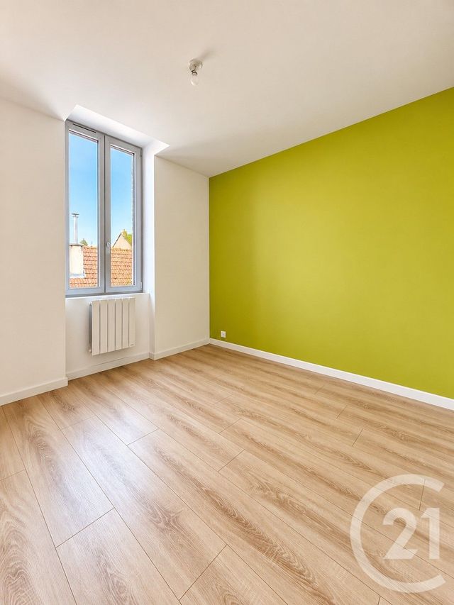Appartement F4 à louer - 4 pièces - 89.5 m2 - YZEURE - 03 - AUVERGNE - Century 21 Pierre Immobilier