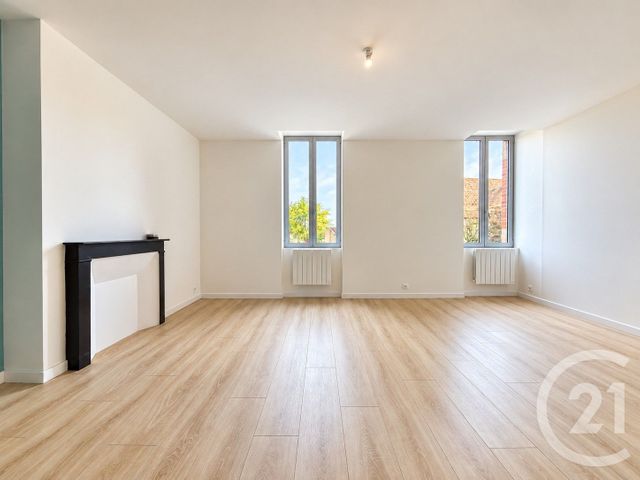 Appartement F4 à louer - 4 pièces - 89.5 m2 - YZEURE - 03 - AUVERGNE - Century 21 Pierre Immobilier