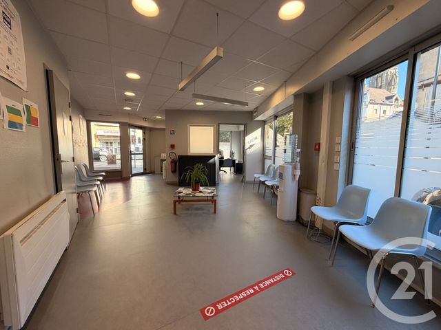 commerce à louer - 165.0 m2 - MOULINS - 03 - AUVERGNE - Century 21 Pierre Immobilier