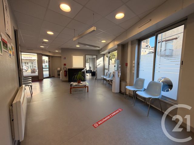commerce à louer - 165.0 m2 - MOULINS - 03 - AUVERGNE - Century 21 Pierre Immobilier