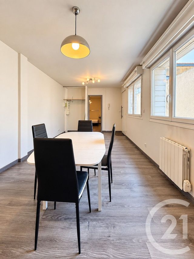 Appartement F2 à louer - 2 pièces - 39.52 m2 - MOULINS - 03 - AUVERGNE - Century 21 Pierre Immobilier