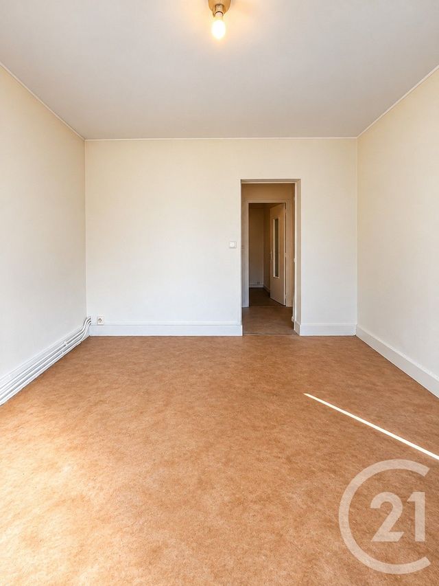 Appartement F2 à louer - 2 pièces - 41.2 m2 - YZEURE - 03 - AUVERGNE - Century 21 Pierre Immobilier