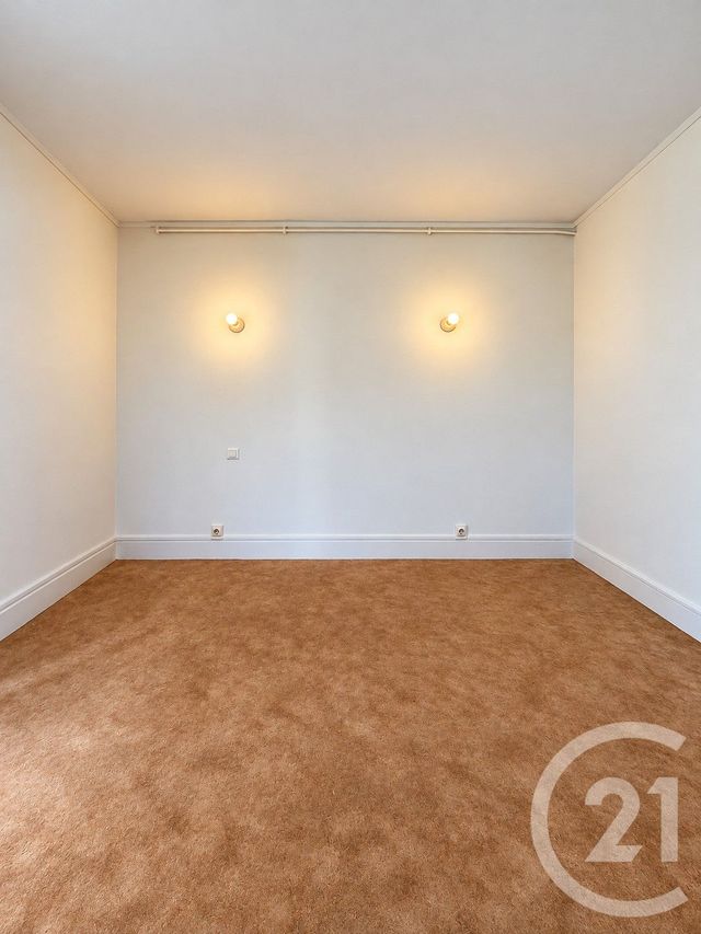 Appartement F2 à louer - 2 pièces - 41.2 m2 - YZEURE - 03 - AUVERGNE - Century 21 Pierre Immobilier