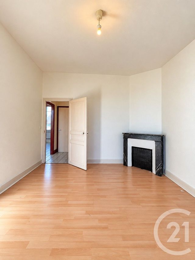 Appartement F2 à louer - 2 pièces - 45.38 m2 - YZEURE - 03 - AUVERGNE - Century 21 Pierre Immobilier