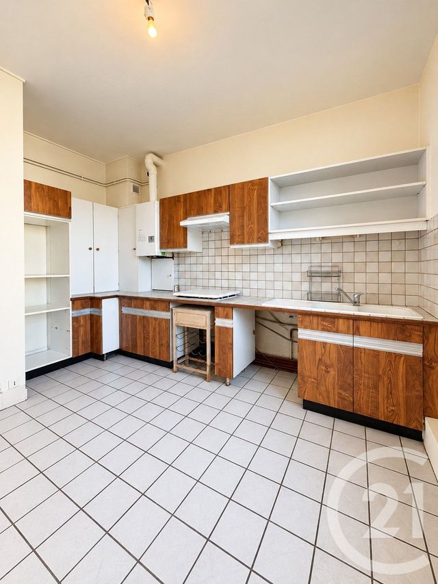 Appartement F2 à louer YZEURE
