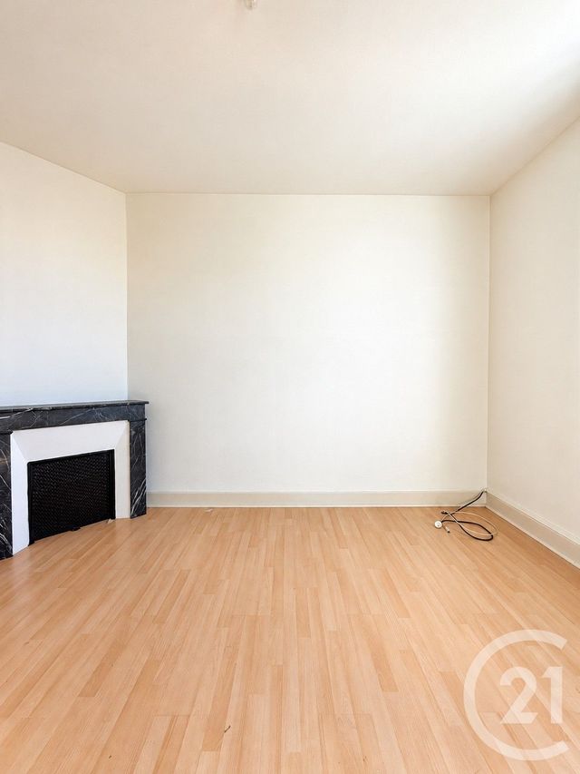 Appartement F2 à louer - 2 pièces - 45.38 m2 - YZEURE - 03 - AUVERGNE - Century 21 Pierre Immobilier