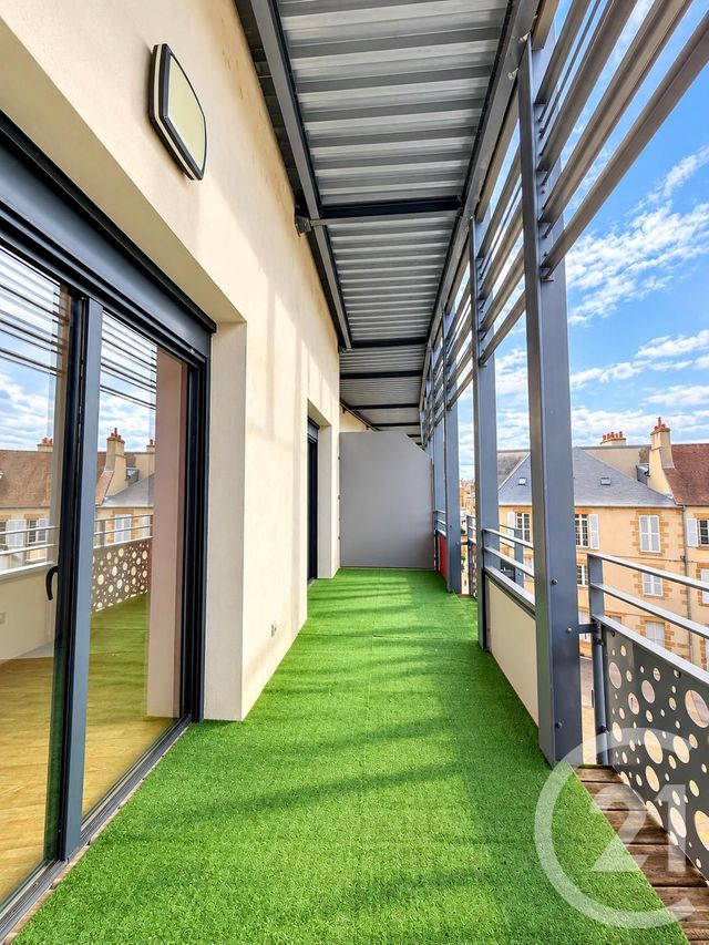 Appartement F3 à louer - 3 pièces - 84.87 m2 - MOULINS - 03 - AUVERGNE - Century 21 Pierre Immobilier