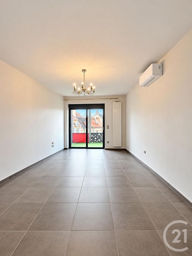 Appartement F3 à louer - 3 pièces - 84.87 m2 - MOULINS - 03 - AUVERGNE - Century 21 Pierre Immobilier