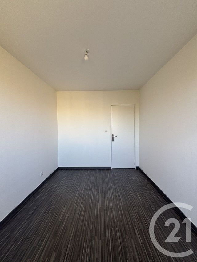 Appartement F3 à louer - 3 pièces - 73.0 m2 - MOULINS - 03 - AUVERGNE - Century 21 Pierre Immobilier