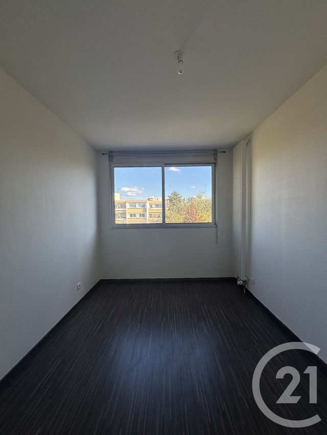 Appartement F3 à louer - 3 pièces - 73.0 m2 - MOULINS - 03 - AUVERGNE - Century 21 Pierre Immobilier