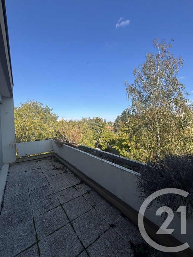Appartement F3 à louer - 3 pièces - 73.0 m2 - MOULINS - 03 - AUVERGNE - Century 21 Pierre Immobilier