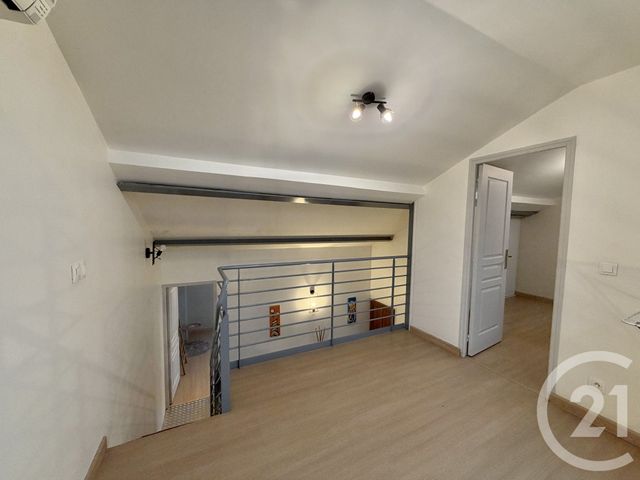 Appartement F3 bis à vendre - 4 pièces - 75.88 m2 - MOULINS - 03 - AUVERGNE - Century 21 Pierre Immobilier