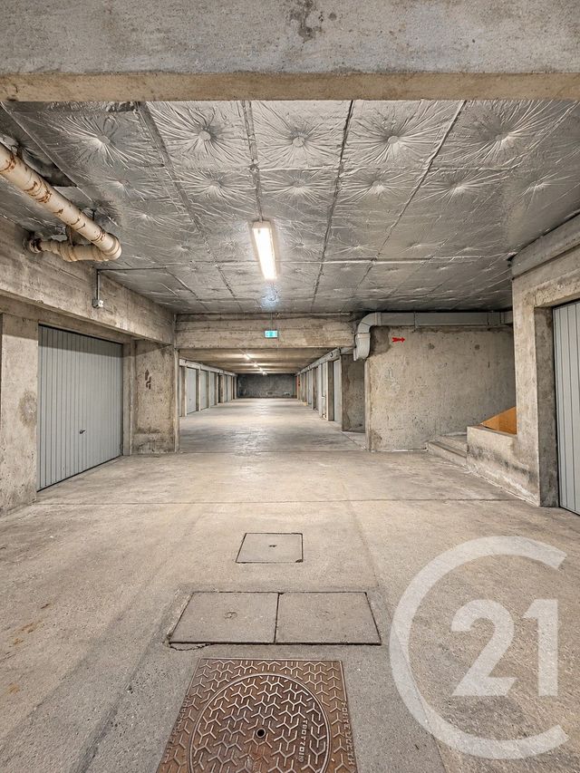 parking à louer - 15.0 m2 - MOULINS - 03 - AUVERGNE - Century 21 Pierre Immobilier