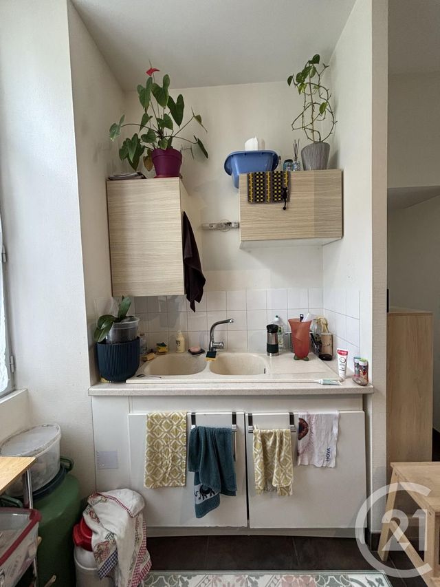 Appartement F2 à louer - 2 pièces - 42.35 m2 - MOULINS - 03 - AUVERGNE - Century 21 Pierre Immobilier