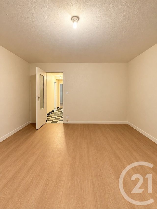 Appartement F3 à louer - 3 pièces - 66.35 m2 - MOULINS - 03 - AUVERGNE - Century 21 Pierre Immobilier