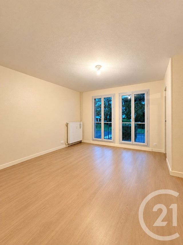 Appartement F3 à louer - 3 pièces - 66.35 m2 - MOULINS - 03 - AUVERGNE - Century 21 Pierre Immobilier