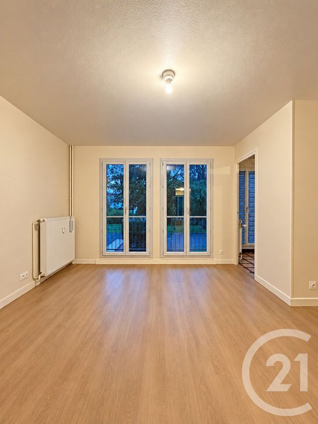 Appartement F3 à louer MOULINS