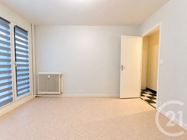 Appartement F3 à louer - 3 pièces - 66.35 m2 - MOULINS - 03 - AUVERGNE - Century 21 Pierre Immobilier